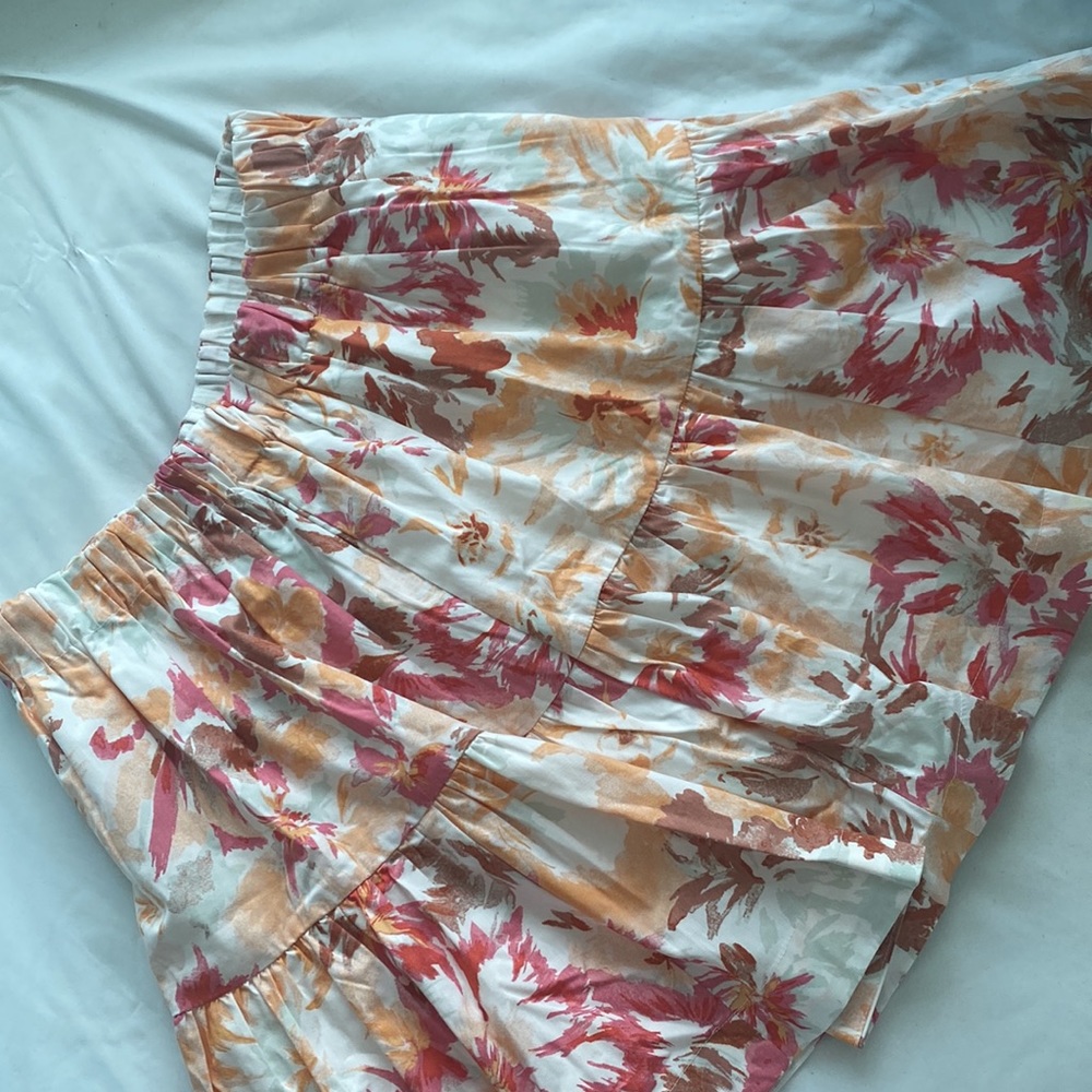 A&F Skirt - Picture 2 of 4
